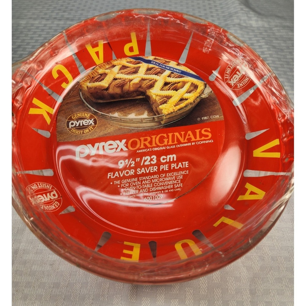 2 Vintage PYREX Pie Plates 75th Anniversary 209TP New Old‎ Stock